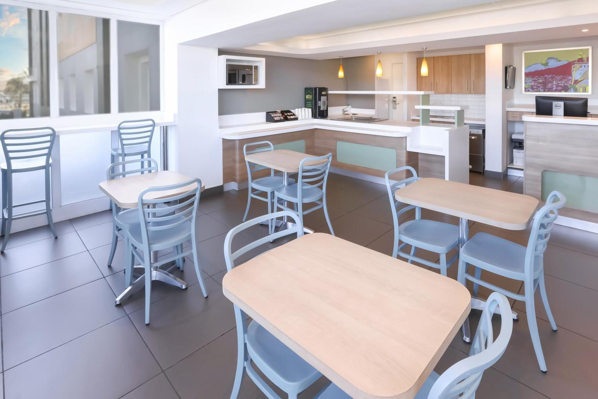 Sun1 Milnerton Hotel Cape Town Bagian luar foto